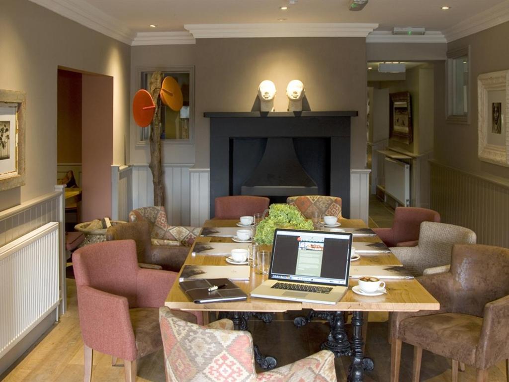 The Percy Arms Hotel Guildford Luaran gambar